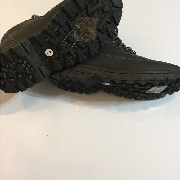 Unltd. Boy’ black boots size 2. New! - Picture 5 of 6